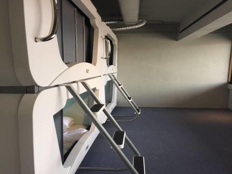 Time Capsule Hotel George Town Exterior photo