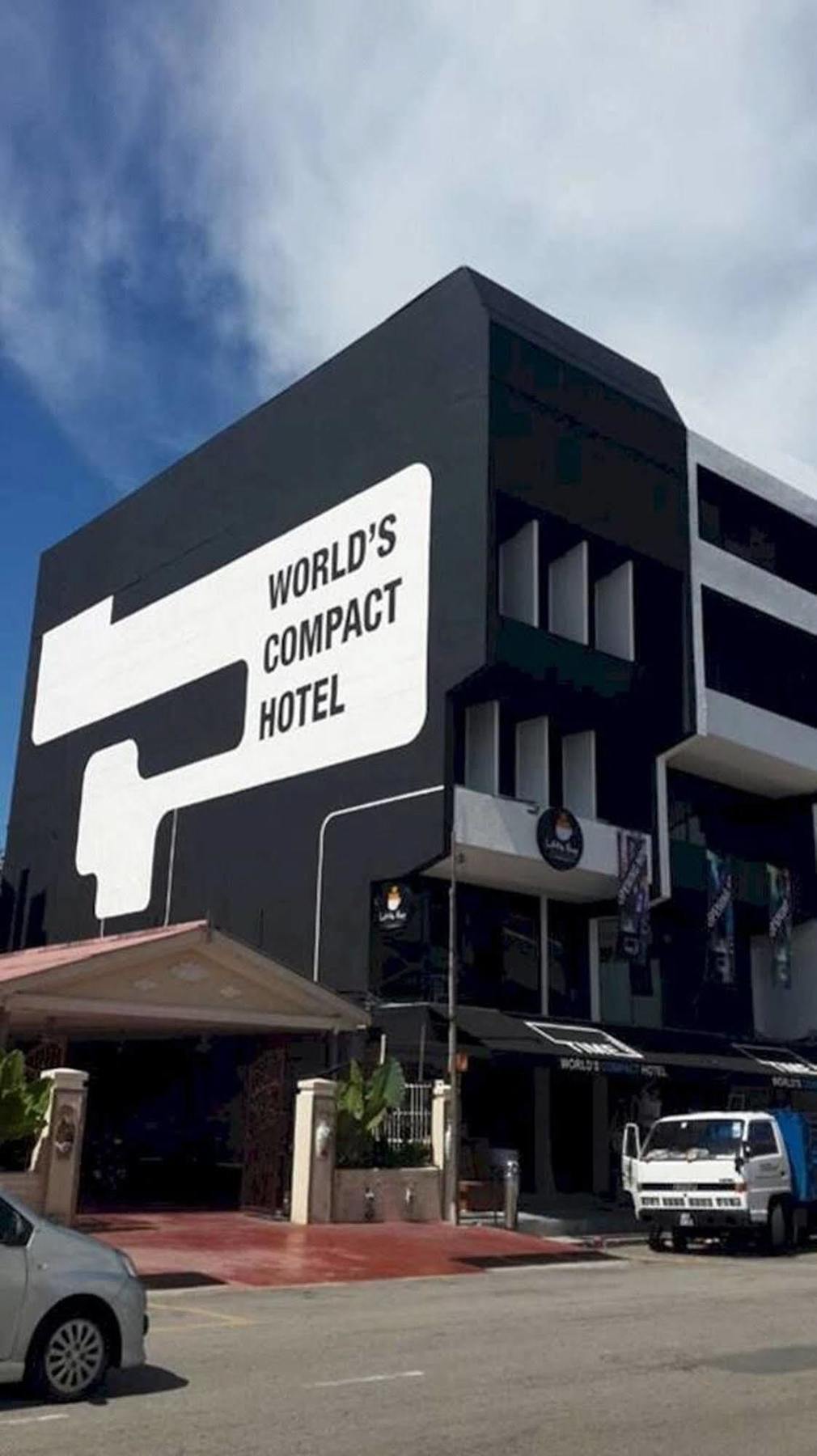 Time Capsule Hotel George Town Exterior photo